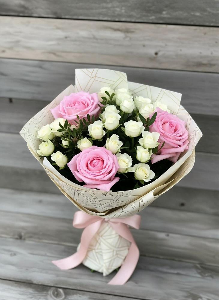 Букет цветов из: Розы в Бородинской