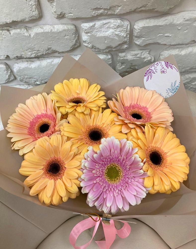 Букет цветов из: Герберы в Бородинской