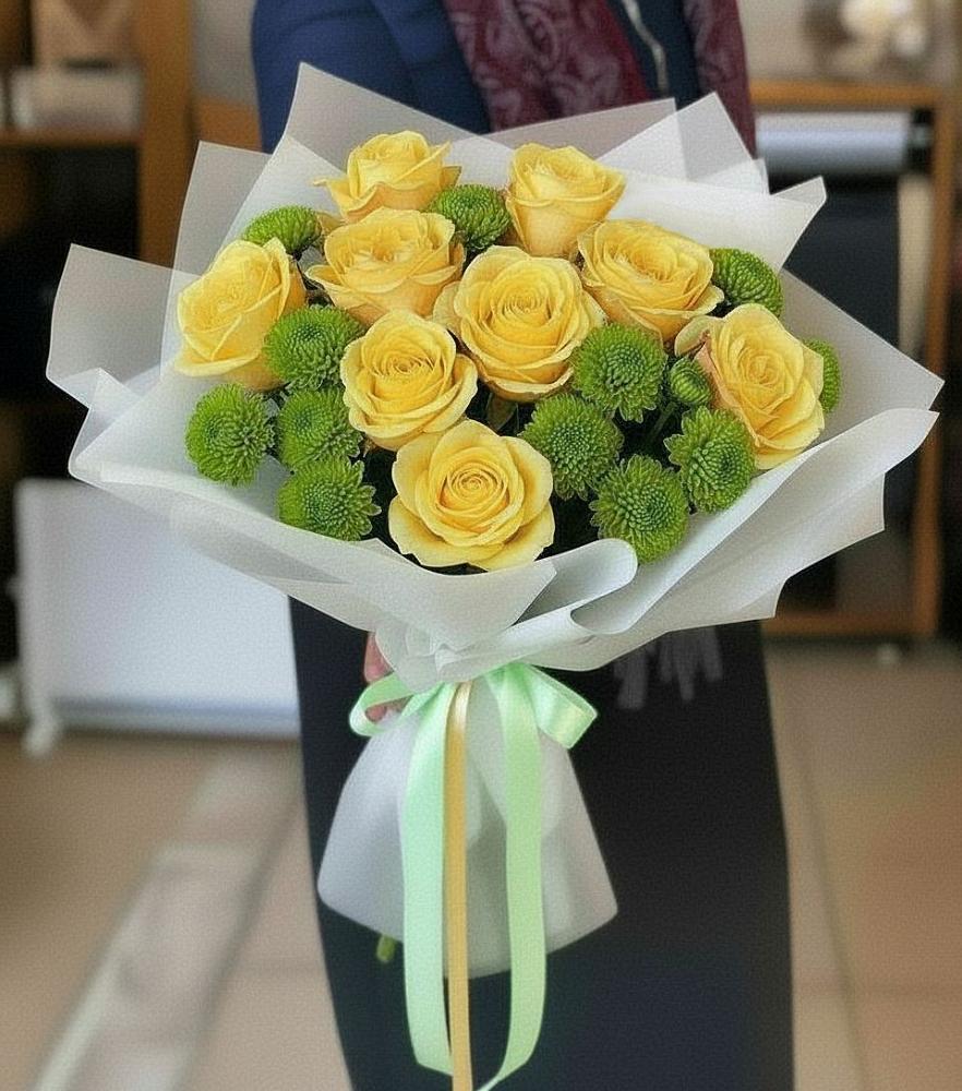 Букет цветов из: Хризантемы и Розы в Бородинской