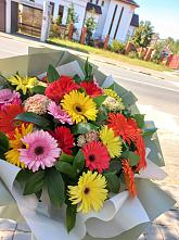Букет цветов из:  Герберы #REPLACE_PRED# Бородинской