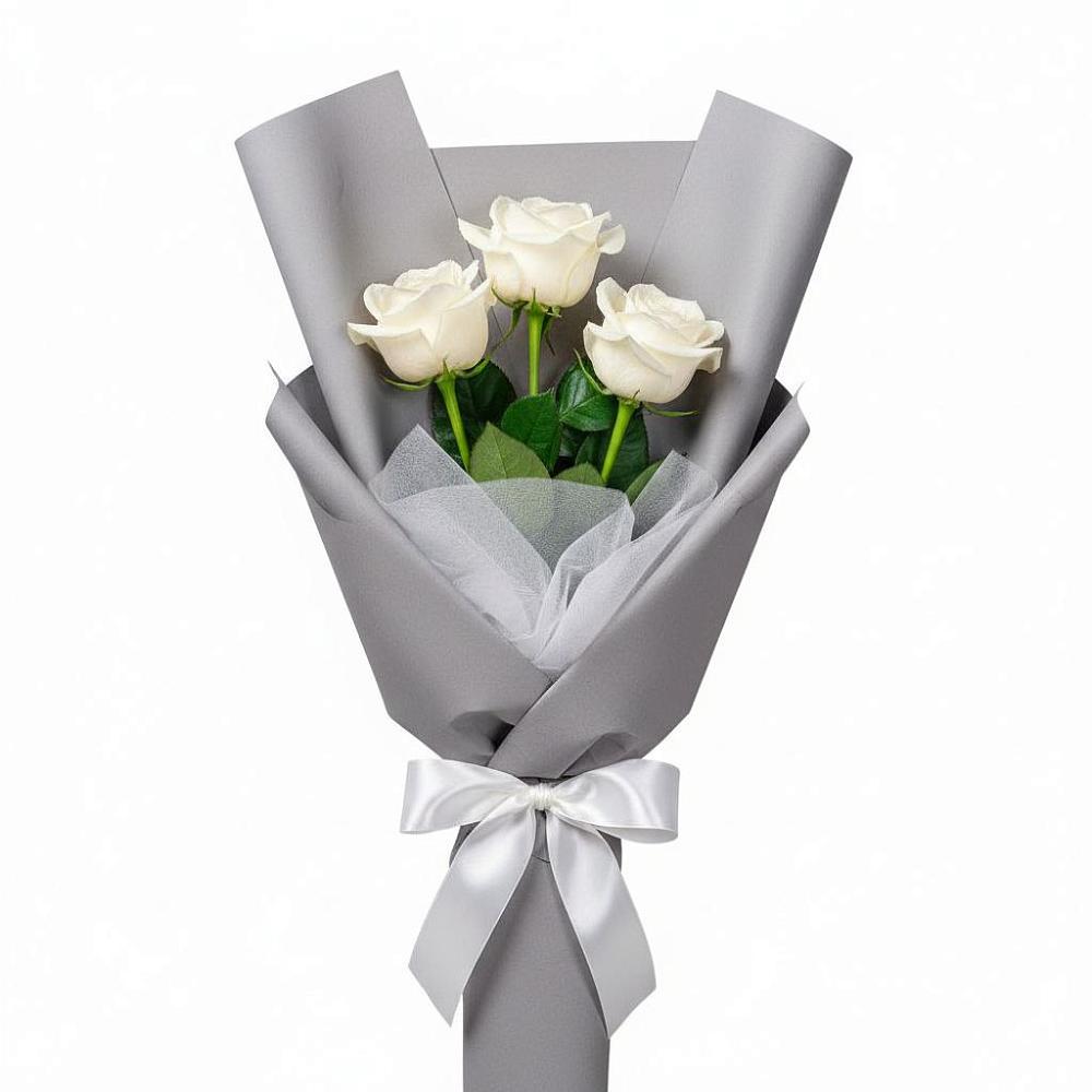Букет 3 белые розы в Бородинской