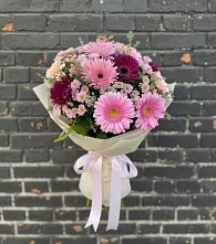 Букет цветов из:  Герберы и Хризантемы #REPLACE_PRED# Бородинской