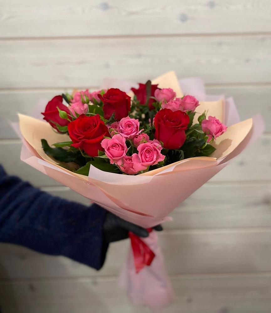 Букет цветов из: Розы в Бородинской