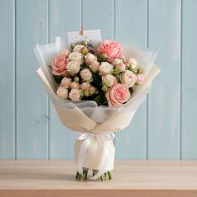 Букет цветов из:  Розы в Бородинской