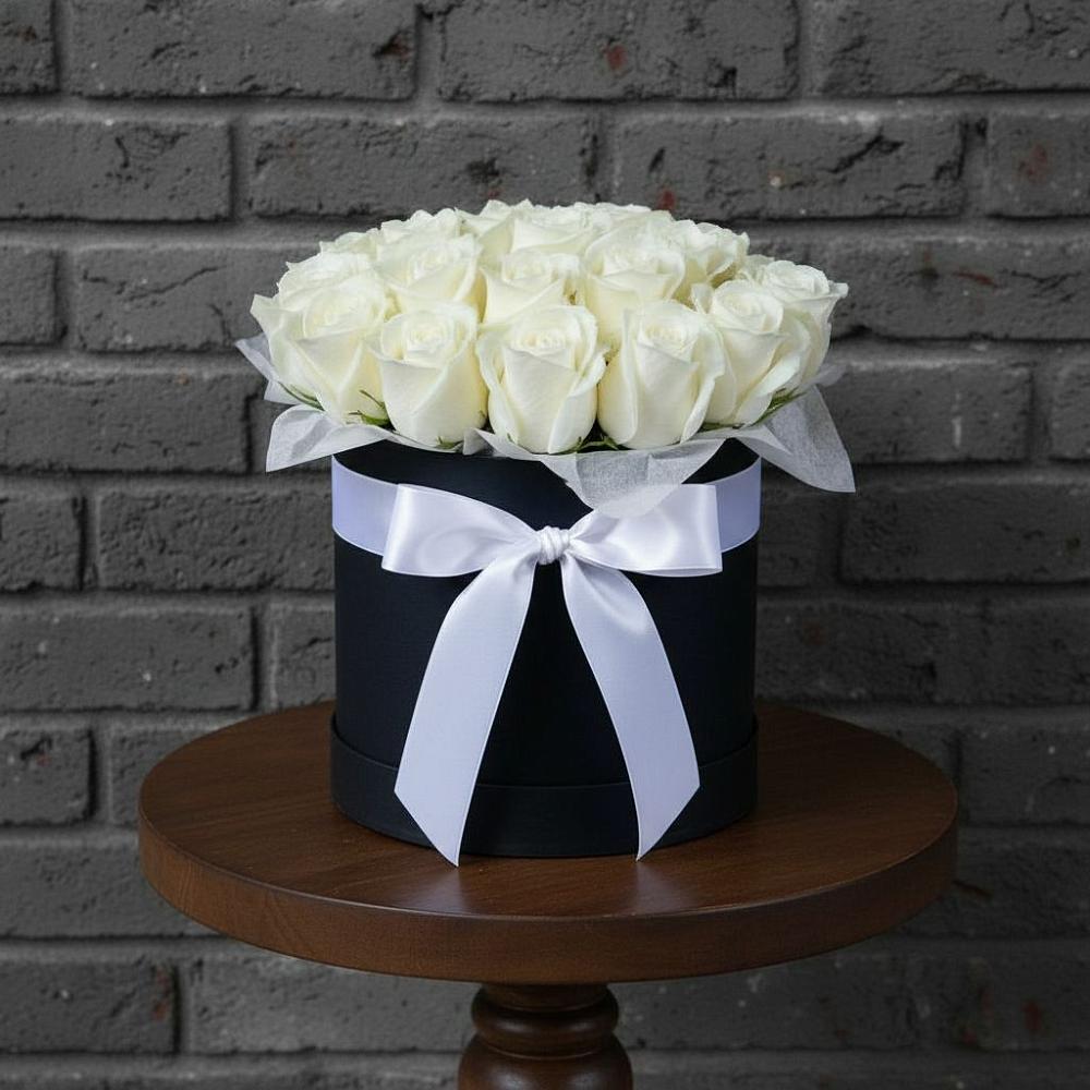 Цветочная композиция из Розы в шляпной коробке в Бородинской