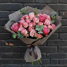 Букет цветов из:  Розы в Бородинской
